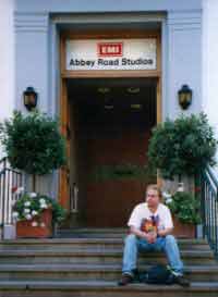 Na porta dos Abbey Road Stuidios